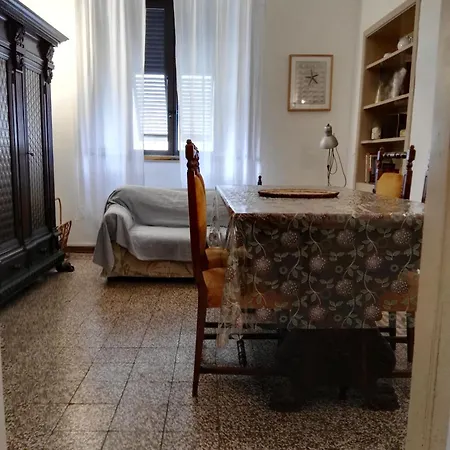 In Piazza Garibaldi Apartment *