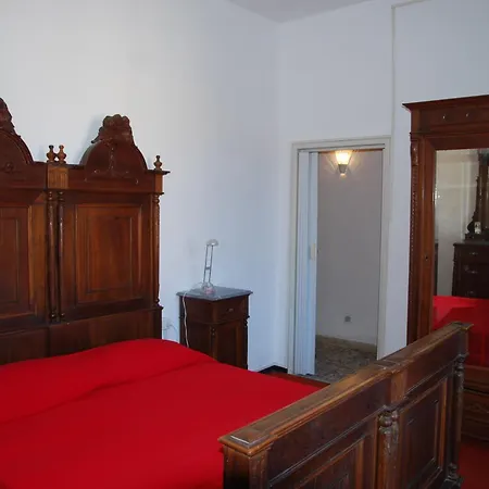 In Piazza Garibaldi Apartamento *