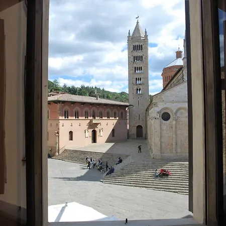 Apartamento In Piazza Garibaldi *