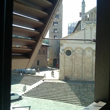 In Piazza Garibaldi Apartment *